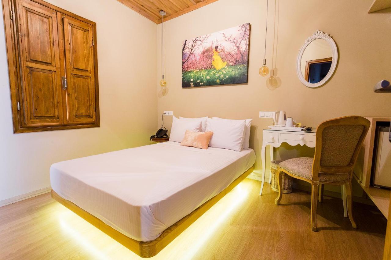 Blossom Rooms & Suite Верія Екстер'єр фото