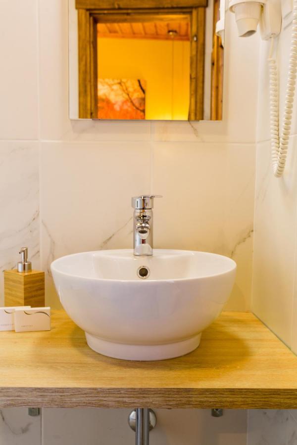 Blossom Rooms & Suite Верія Екстер'єр фото