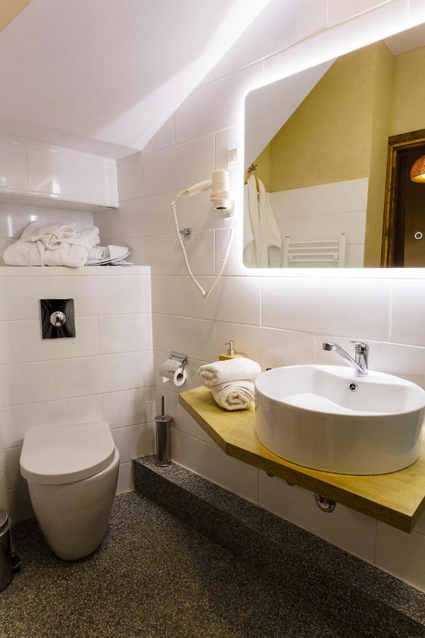 Blossom Rooms & Suite Верія Екстер'єр фото