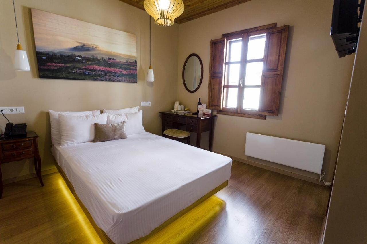 Blossom Rooms & Suite Верія Екстер'єр фото