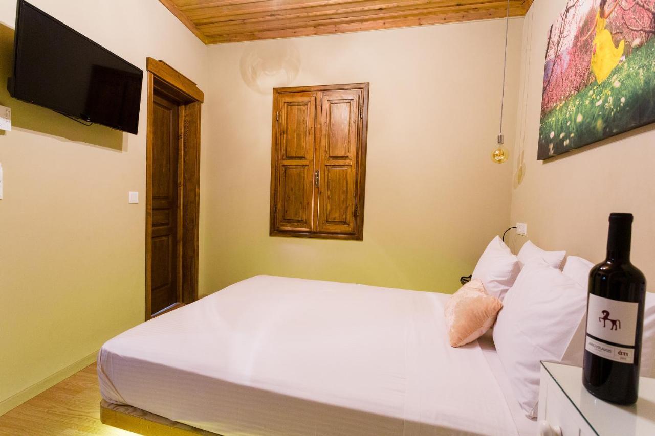 Blossom Rooms & Suite Верія Екстер'єр фото