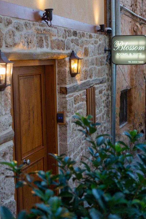 Blossom Rooms & Suite Верія Екстер'єр фото