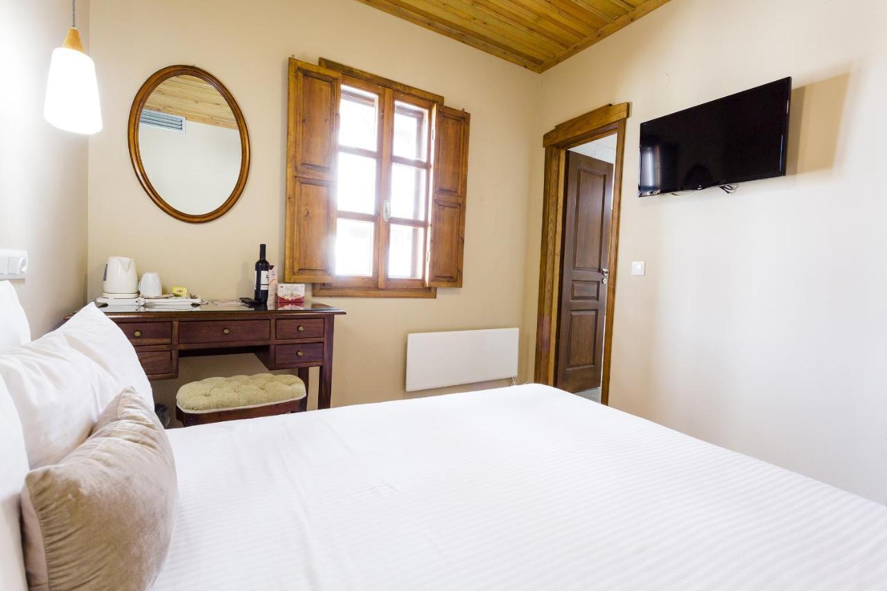 Blossom Rooms & Suite Верія Екстер'єр фото