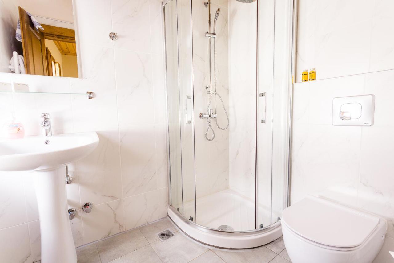 Blossom Rooms & Suite Верія Екстер'єр фото